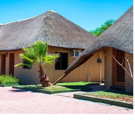 Msc Hotel Otjiwarongo Monitronics Ngoại thất bức ảnh