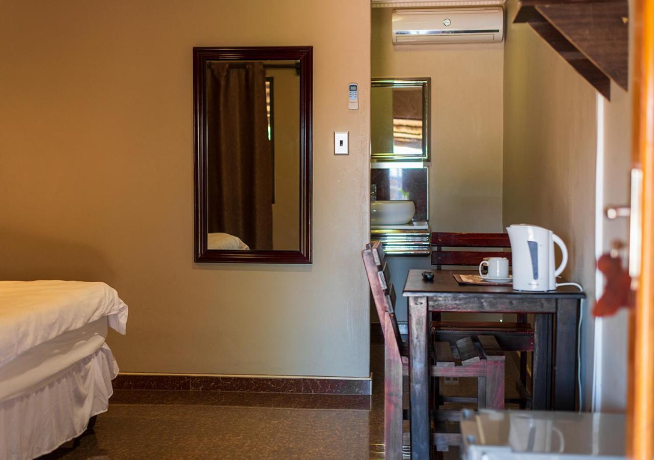 Msc Hotel Otjiwarongo Monitronics Ngoại thất bức ảnh