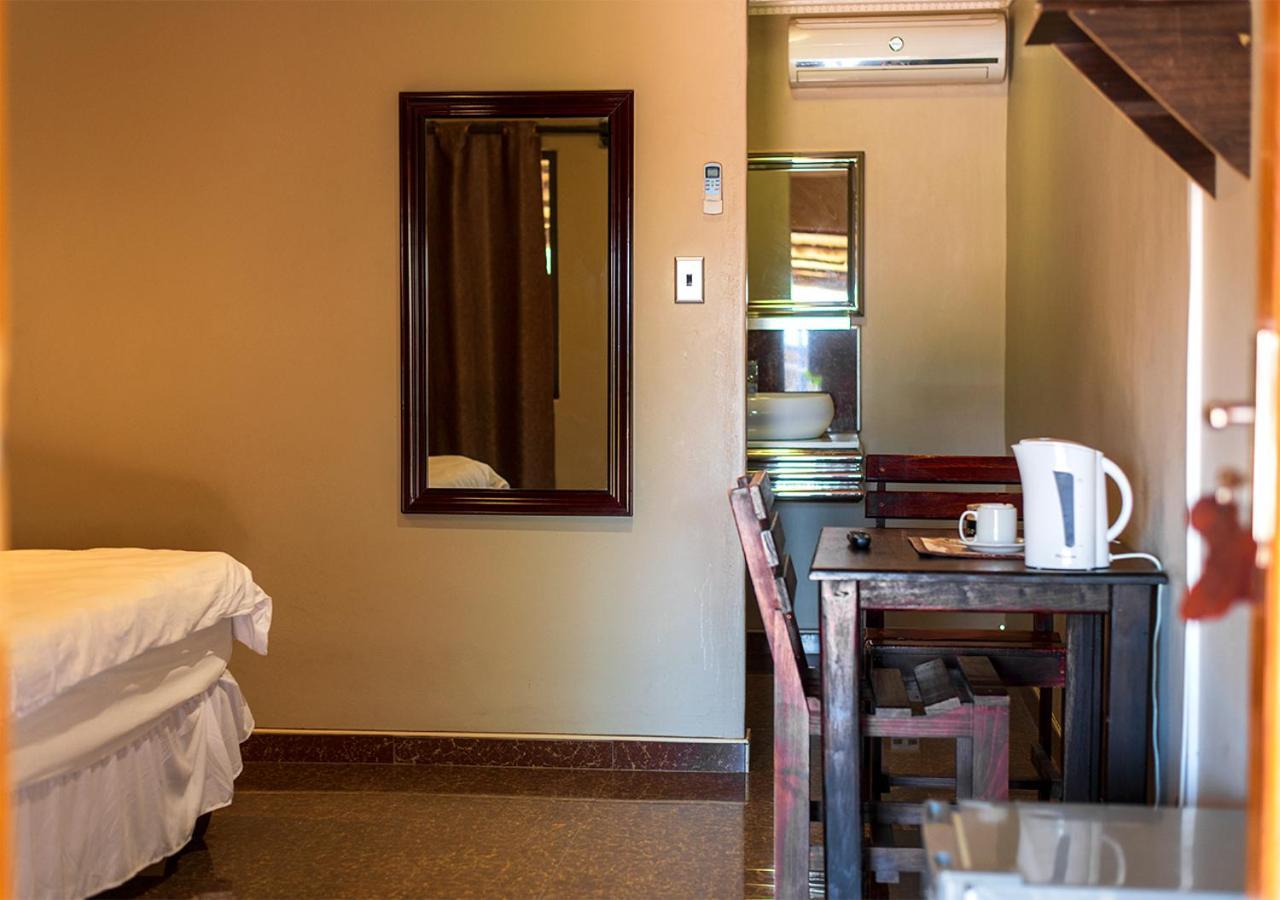 Msc Hotel Otjiwarongo Monitronics Ngoại thất bức ảnh