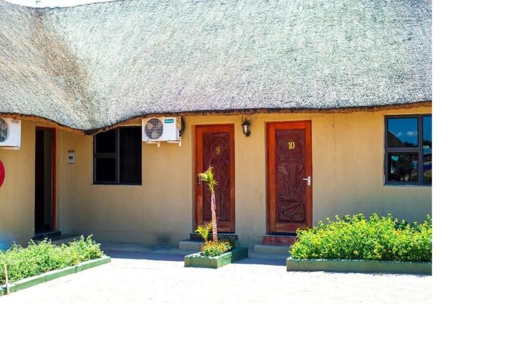Msc Hotel Otjiwarongo Monitronics Ngoại thất bức ảnh
