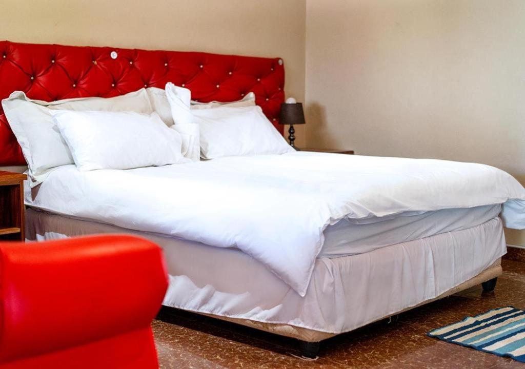 Msc Hotel Otjiwarongo Monitronics Ngoại thất bức ảnh